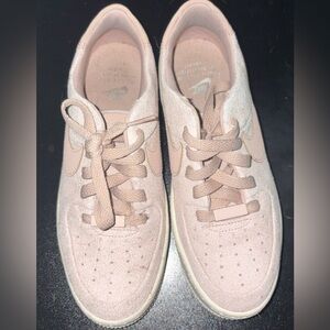 Nike Blush Pink Sneakers